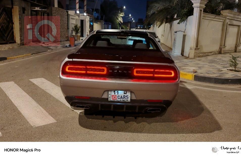 Dodge Challenger